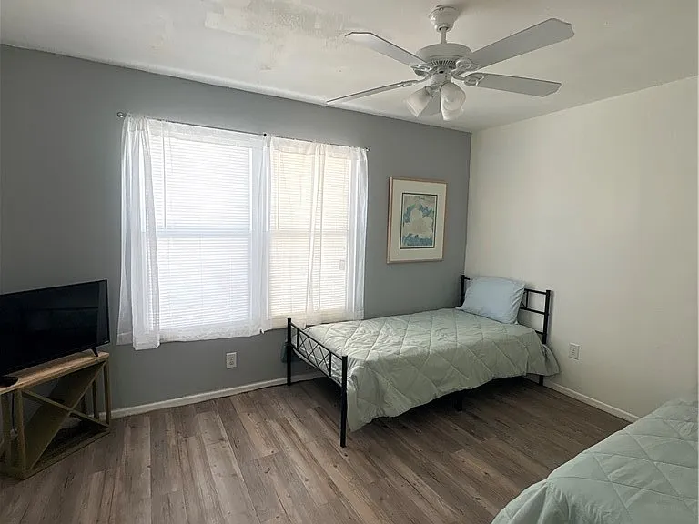 4520 SW 8th Pl #4 — Photo 19