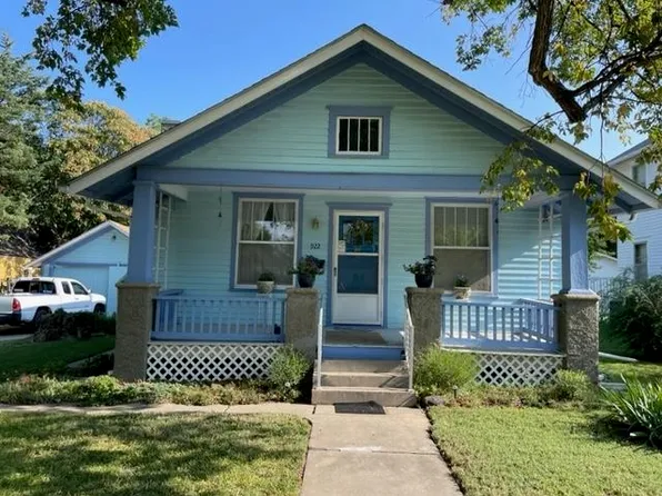 922 E Broadway St, Newton, KS 67114