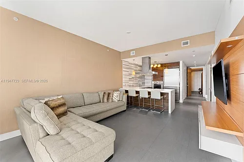 1100 Biscayne Blvd Photo 1