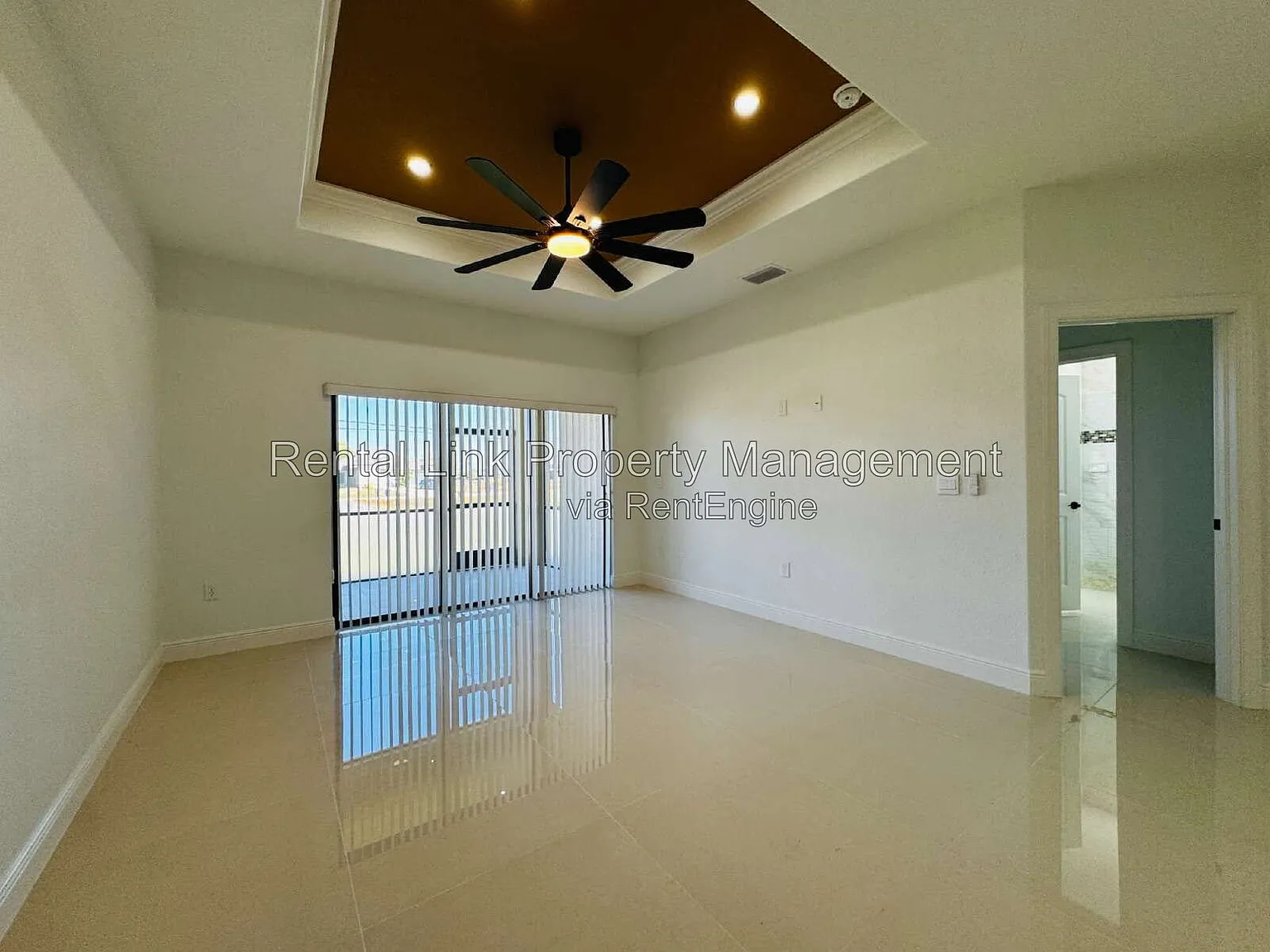 3 bed, 2.0 bath, 1257 sqft, $1,675 — Photo 4