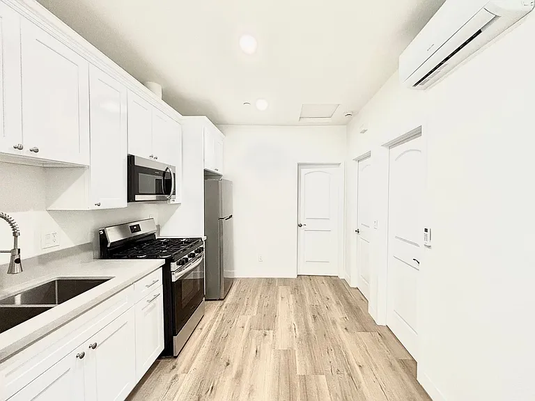 351 Huerta St #2 — Photo 13