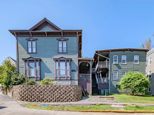 20 Chapel Street, Biddeford, ME 04005