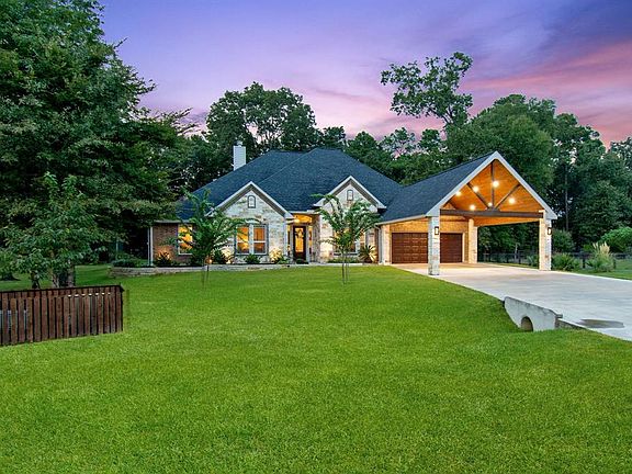 2nd image of 28619 Misty Lagoon Cir