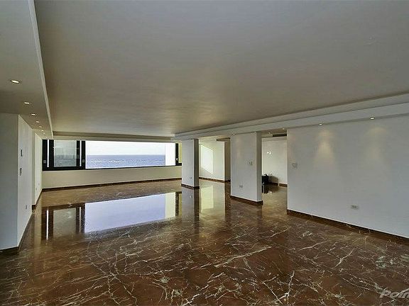 Remarkable Oceanfront Penthouse in Condado Beach