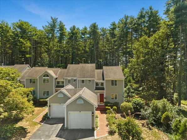 30 Winnecunnet Dr Unit 30, Norton, MA 02766