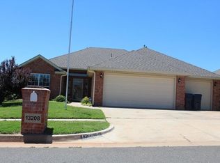 13208 SW 2nd Ter, Yukon, OK 73099