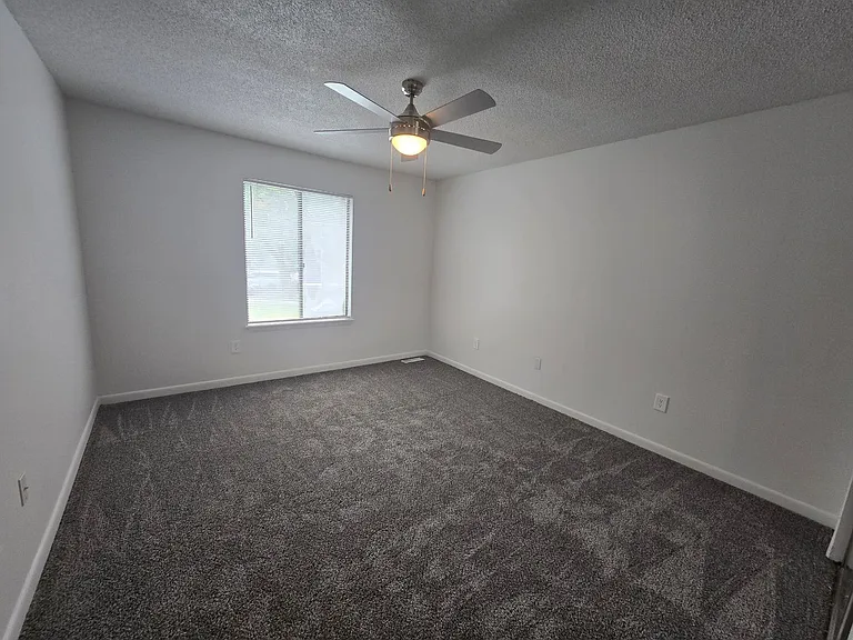 2168 Spoleto Ln E — Photo 10