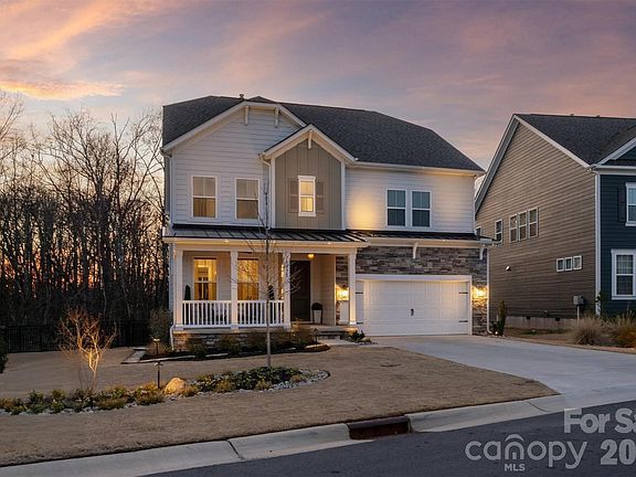 2nd image of 1035 Chalet Ln