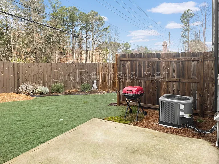 5108 Fox Den Rd — Photo 11