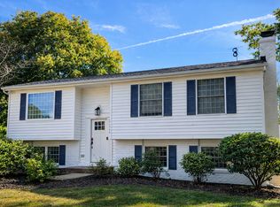 11423 Five Cedars Rd, Charlotte, NC 28226