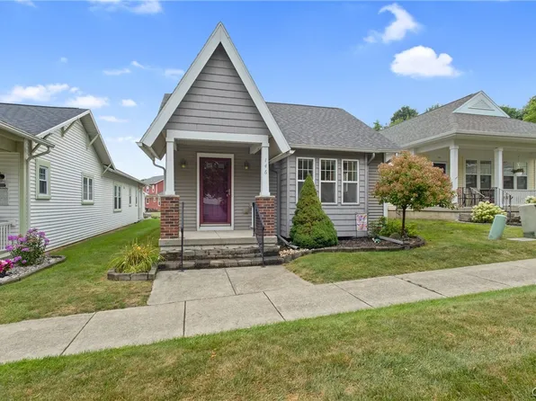 146 Greencastle St, Camillus, NY 13031
