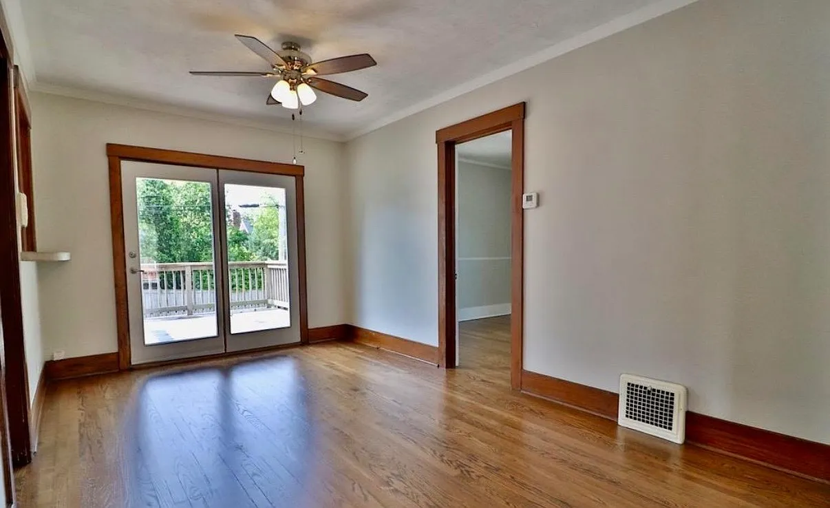 3 bed, 1494 sqft, $2,495 — Photo 3