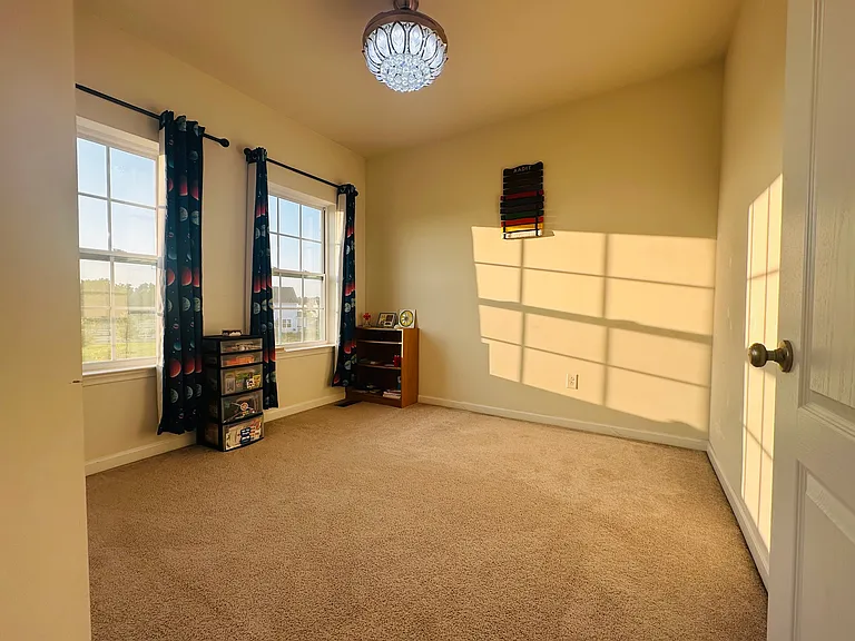 2816 Mondrian Ln — Photo 6