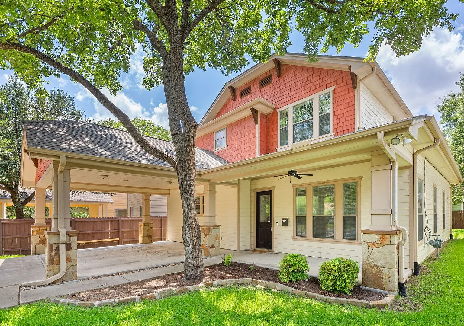 Ut Pre-Lease: Beautiful, Recently Constructed 6 Bed/ 4 Ba Home In North Loop Area, Mins To Ut — Photo 4