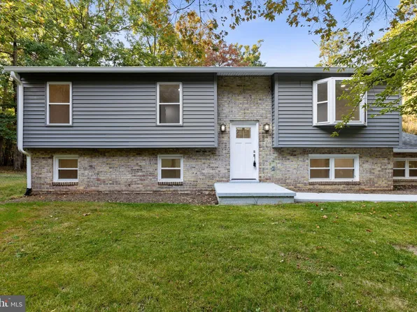 9121 Crystal Falls Dr, Boonsboro, MD 21713