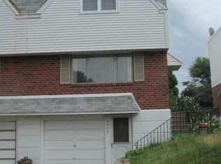 8949 Haven Pl, Philadelphia, PA 19152