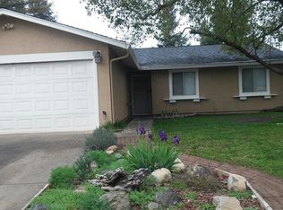 970 Pembroke Way, Dixon, CA 95620