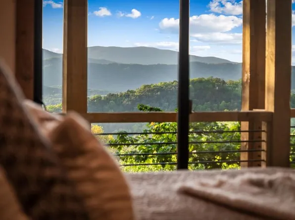146-7 Figure Rdg, Blue Ridge, GA 30513