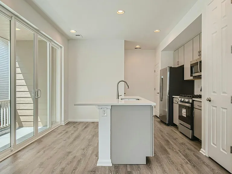 9671 Truckee St — Photo 10