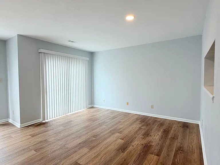 3872 Staffordshire Ln — Photo 7
