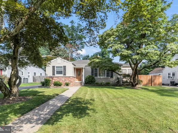 38 Althea Ave, Hamilton, NJ 08620