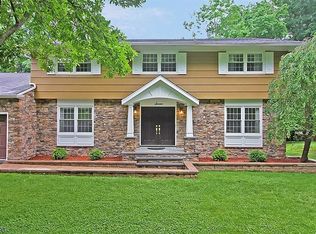 7 Blue Ridge Ave, Green Brook, NJ 08812