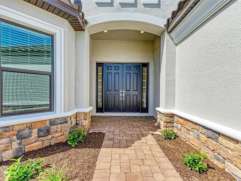 16403 Umbria Pl — Photo 4