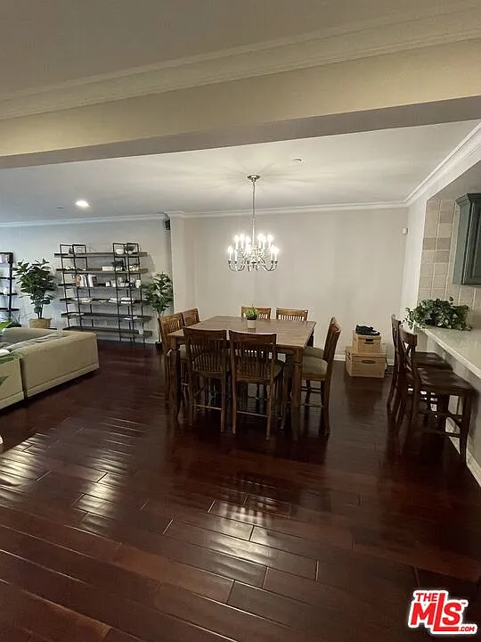 3 bed, 3.0 bath, 1800 sqft, $4,400 — Photo 4