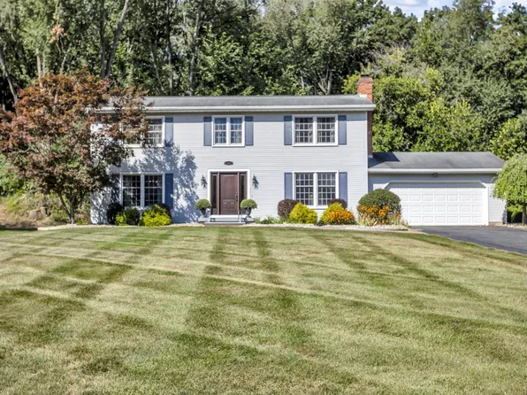 5230 Timbercrest Trl, Jackson, MI 49201