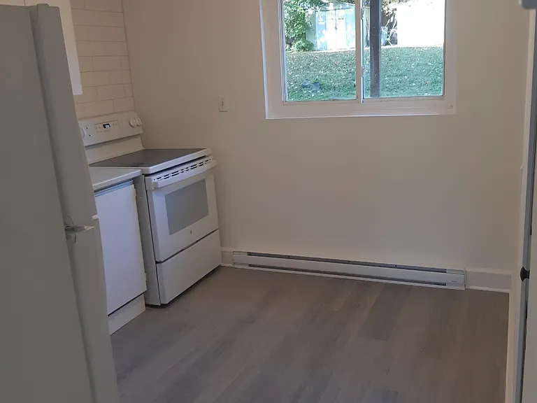 32 Washburn St #12 — Photo 6