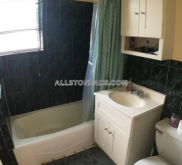 21 Park Vale Ave — Photo 23