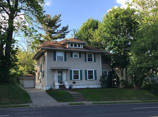 1016 E Locust St, Davenport, IA 52803