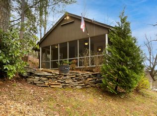 180 Village Rd, Murphy, NC 28906