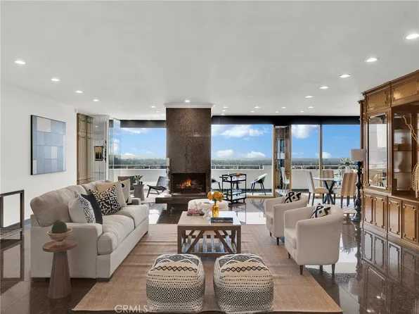 1333 S Beverly Glen Blvd APT 1006, Los Angeles, CA 90024