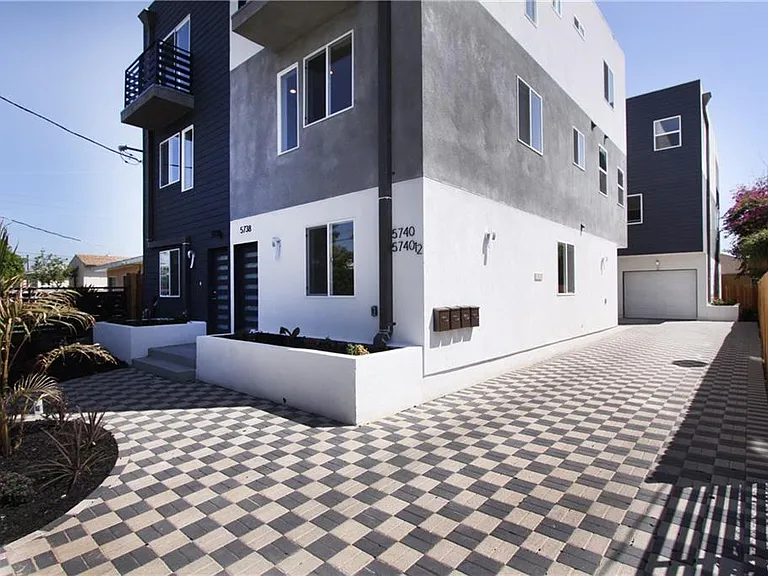 5738 Case Ave — Photo 1
