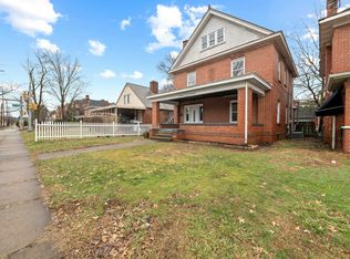 1104 8th St #1/2, Huntington, WV 25701