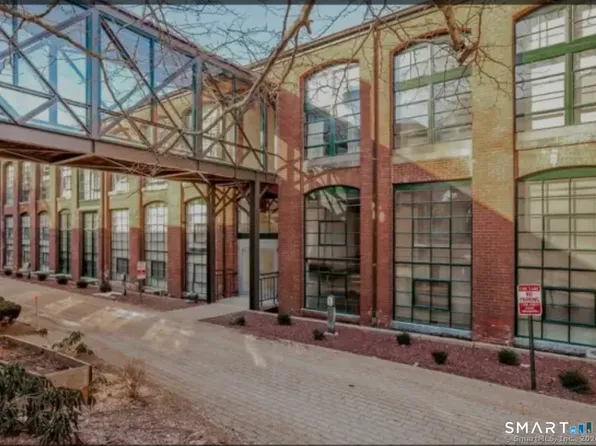 68 Thermos Avenue #222B, Norwich, CT 06360