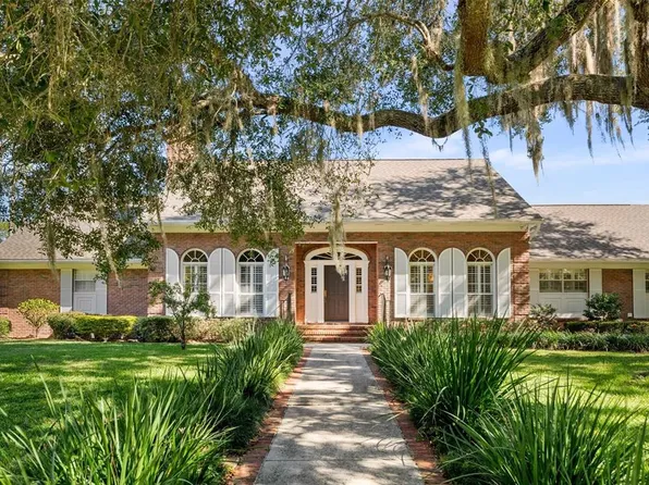 6709 SW 37th Way, Gainesville, FL 32608