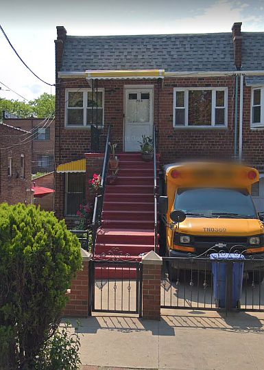 1st image of 984 E 56th St #1