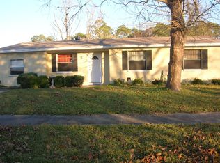 1083 Sawyerwood Dr, Jacksonville, FL 32221