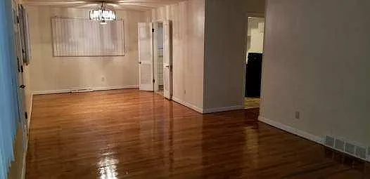 7949 Stillwell Rd — Photo 21