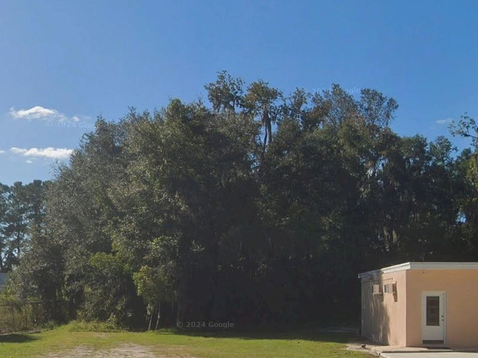 2nd image of Dunham St