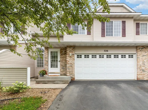 526 Spruce Dr, Hudson, WI 54016