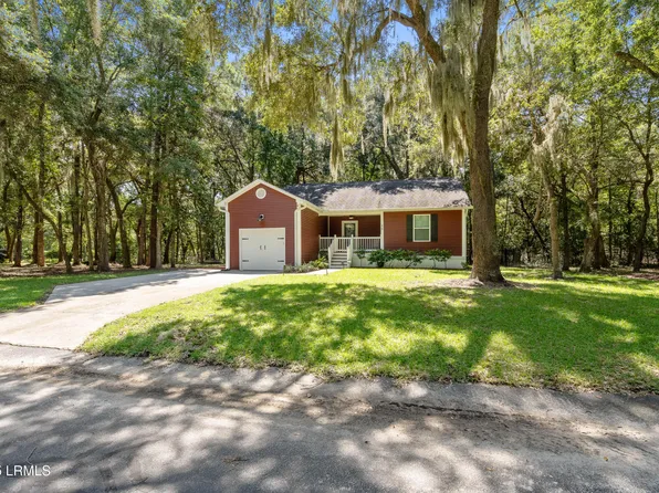 15 Arbor Ln, Saint Helena Island, SC 29920