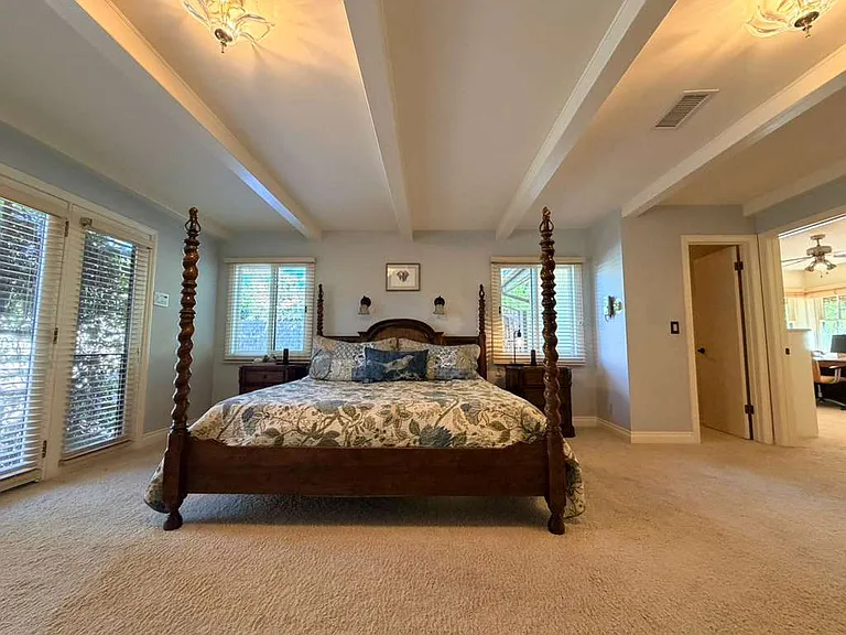 711 Country Club Dr — Photo 40