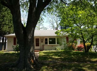 325 Chestnut St, Stratford, NJ 08084