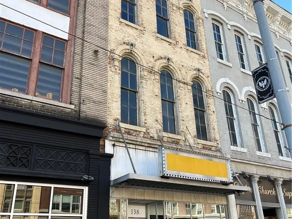 138 E 3rd St, Dayton, OH 45402