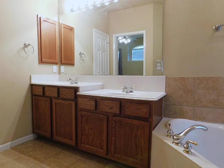 108 Red Bluff Dr — Photo 19
