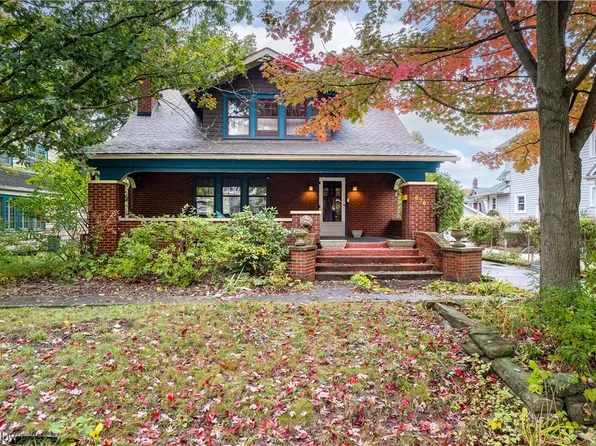 676 Roslyn Ave, Akron, OH 44320