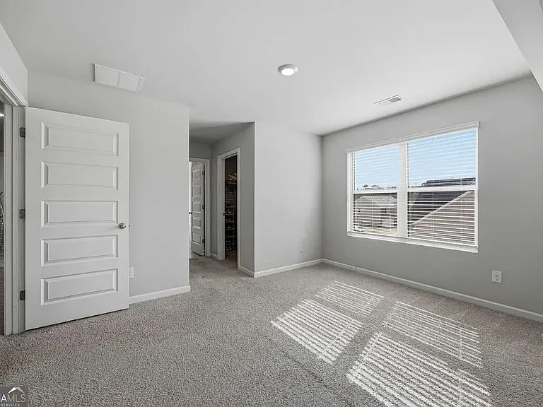 933 Nandina Ln — Photo 15
